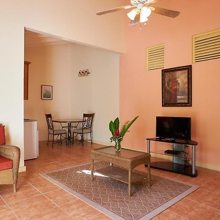 Icis Villas Brewers Bay Экстерьер фото